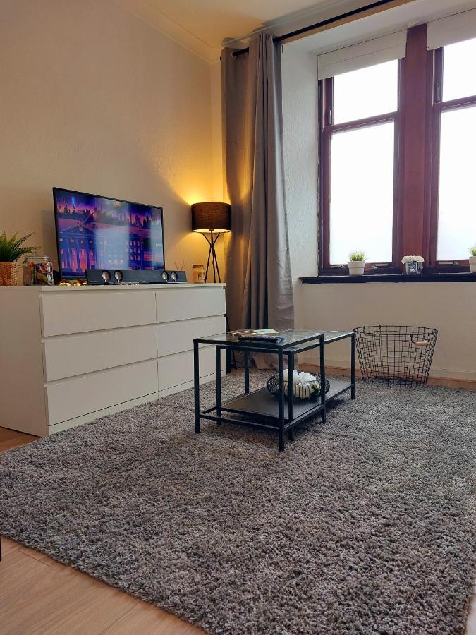 Апартаменты Modern & Bright, G/F, 1Br Apt. Real Hidden Gem Гамильтон Экстерьер фото